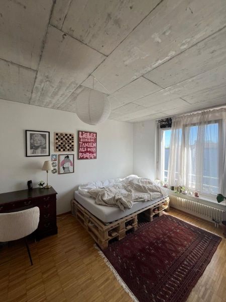 Bed and window