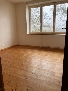 kleines Zimmer nach Osten / ca 10,4 m2