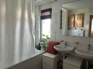 Badezimmer muss geteilt werden